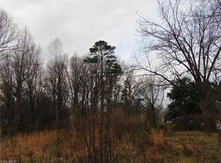 705 W Swannanoa Ave, Liberty, NC 27298