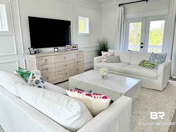 4th image of 2820 Salt Dr