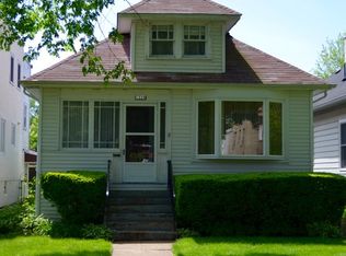 1224 Dewey Ave, Evanston, IL 60202