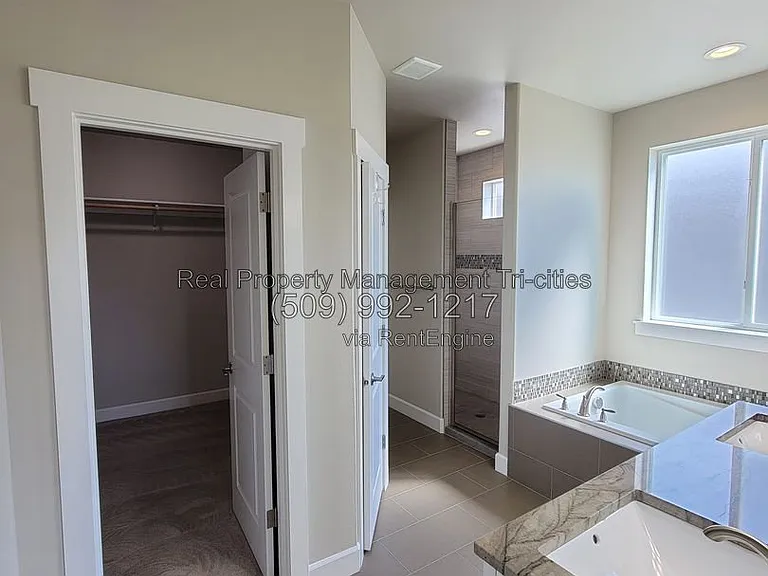 1108 S Kansas Pl — Photo 14