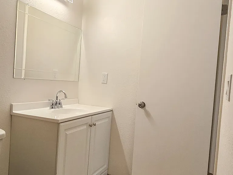 5031 Sparrow Ct — Photo 9