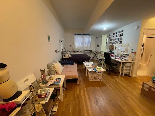 Rented by Cohen Smith Chang LLC | media 6