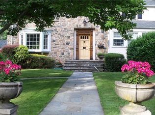 81 Woodlawn Ave, New Rochelle, NY 10804