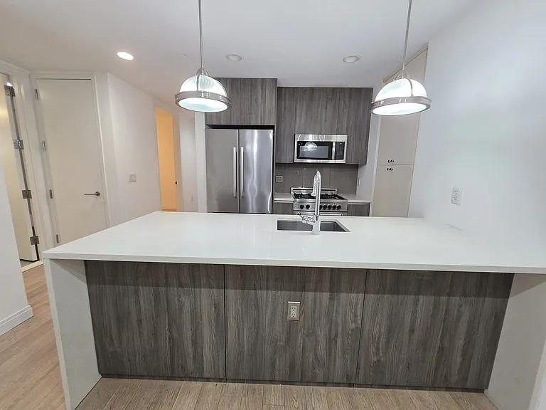 160 1st St #314 — Photo 21