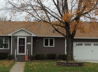 229 State St, Holmen, WI 54636