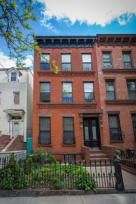 Sold by Townsley & Gay, LLC | media 2