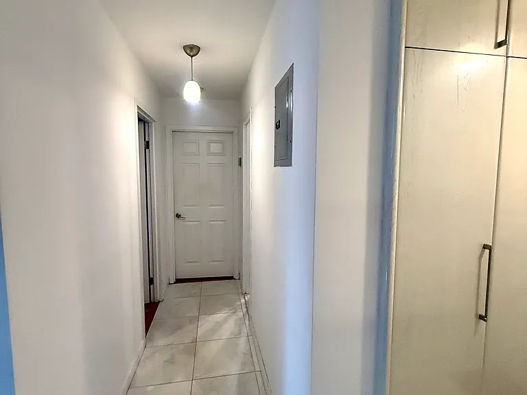 2827 Brown St — Photo 1