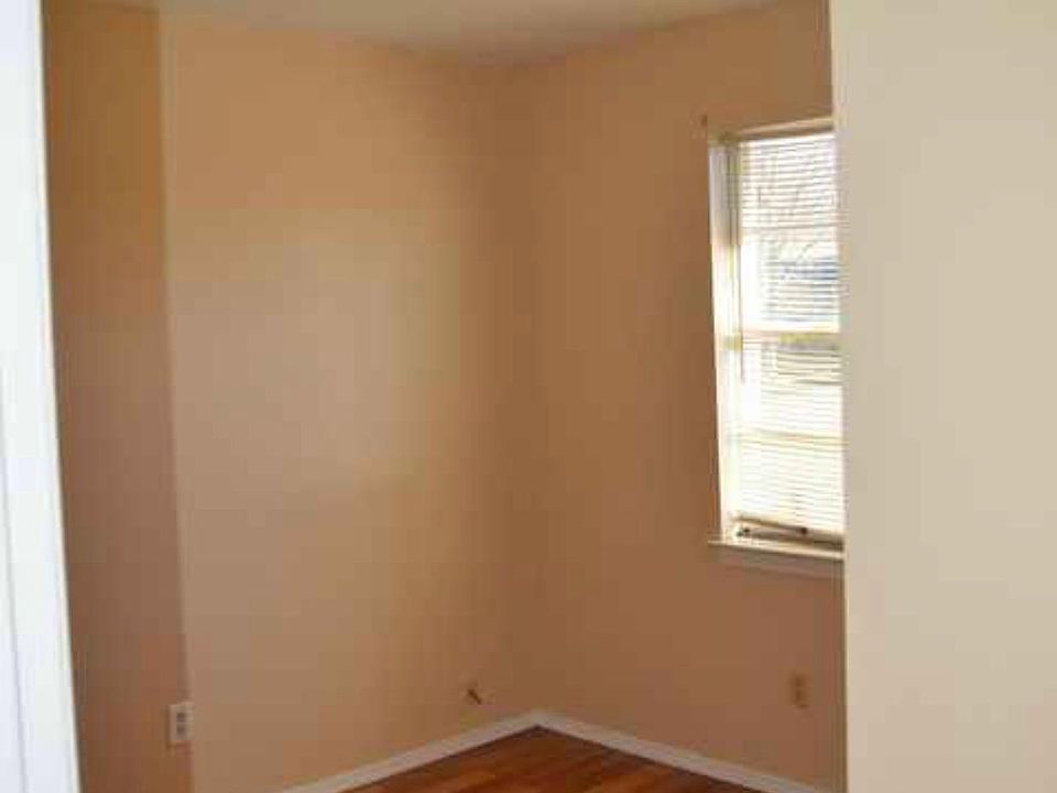 2nd image of 503 Springdale Ave