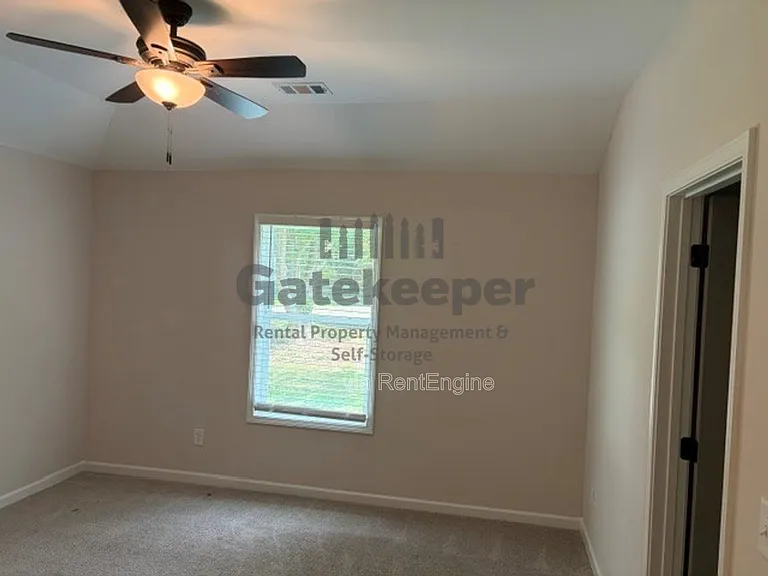 205 Valley View Dr — Photo 22