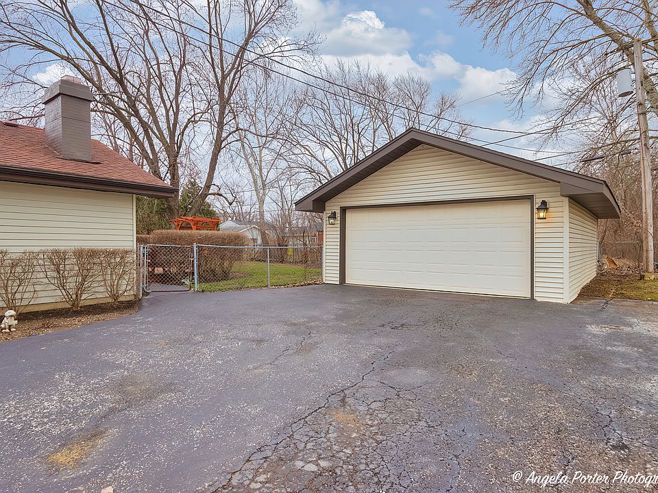 2309 Briar Ln, Lindenhurst, IL 60046 Zillow
