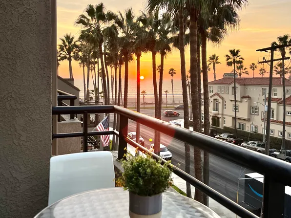 1200 Pacific Coast Hwy APT 427, Huntington Beach, CA 92648