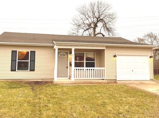 211 Nippert Ave, Romeoville, IL 60446