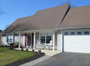 22 Timberline Dr, Howell, NJ 07731
