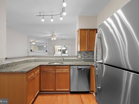 3rd image of 12919 Alton Sq APT 313