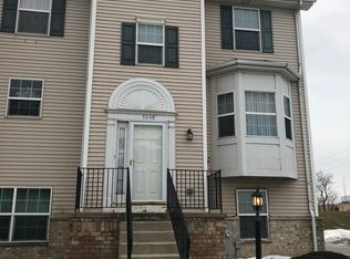 5248 Stoneridge Ct, Matteson, IL 60443