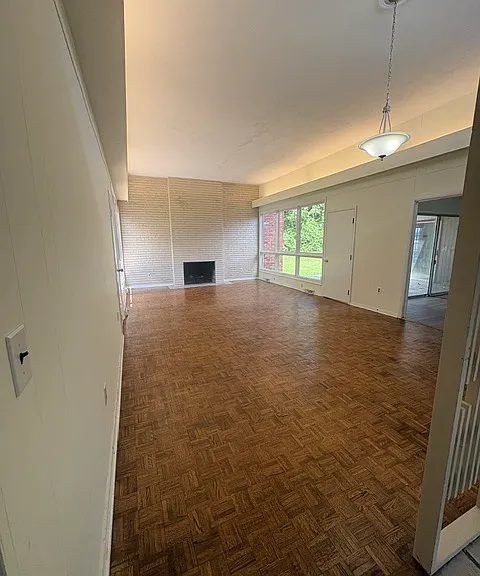 2406 Browns Mill Rd — Photo 4