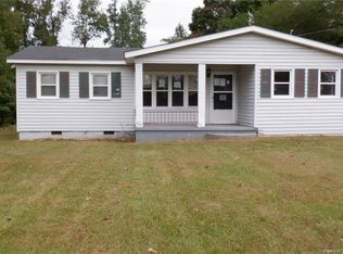 363 Bollinger Ave, Lumberton, NC 28360