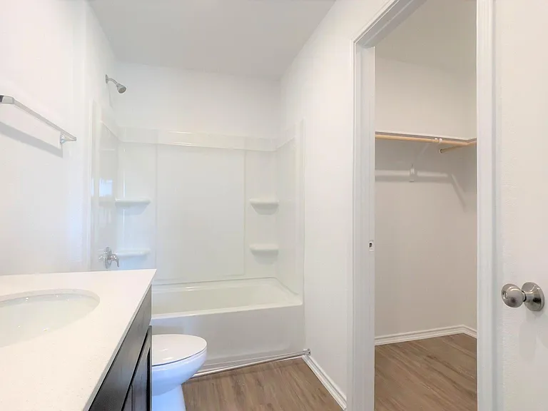 1134 Smallmouth Rd — Photo 6