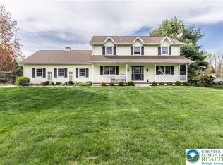 540 Royal Manor Rd, Easton, PA 18042