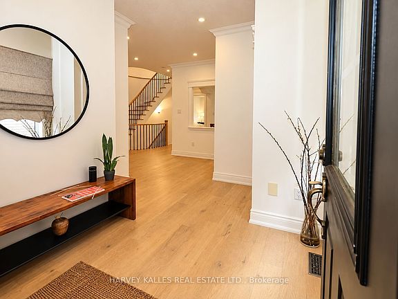3rd image of 35 Water Garden Ln