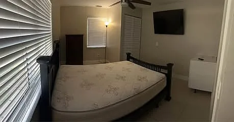 3 bed, 2152 sqft, $900 — Photo 4