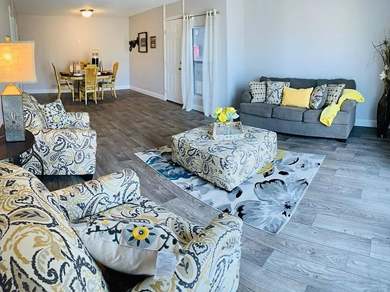 Stoneview Homes — Photo 2