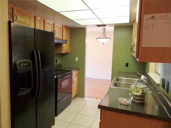 5th image of 1718 Birch Cir
