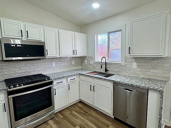 5th image of 7045 Rhapsody Ct