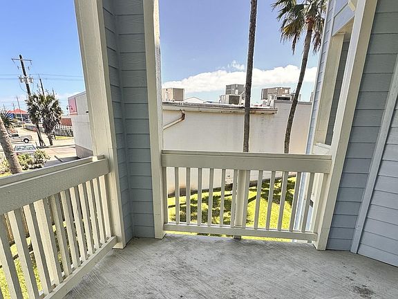 4th image of 7000 Seawall Blvd APT 125