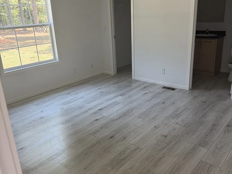 129 Walnut Dr — Photo 10