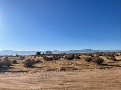 2 Candlewood Rd, Apple Valley, CA, 92307