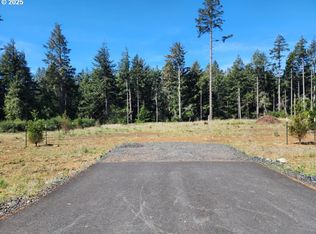 Hubbard Ln, Pt Orford, OR 97465