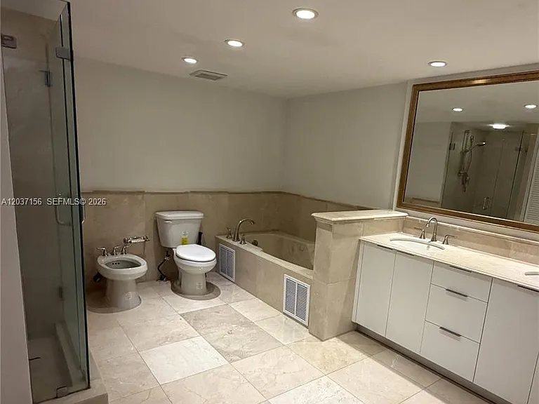 520 Brickell Key Dr #A1005 — Photo 25
