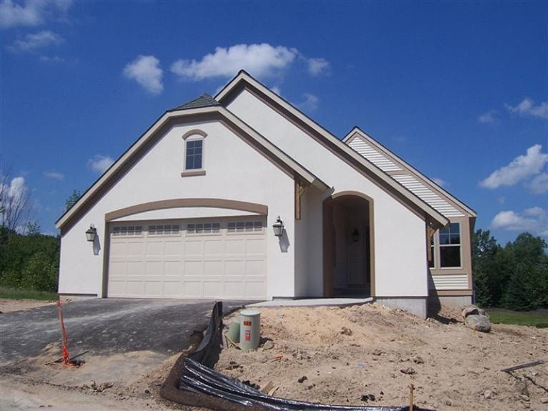 1st image of 417 Enclave Ct