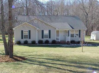 209 Whispering Creek Dr, King, NC 27021