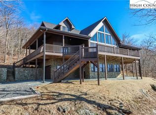 706 Pinnacle Dr, West Jefferson, NC 28694