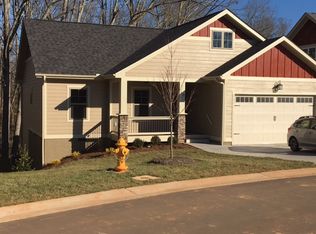 18 Asher Ln, Arden, NC 28704