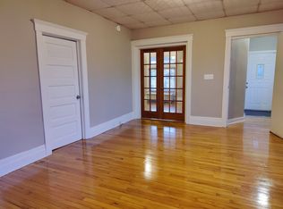 205 Cedar St APT 1, Wyandotte, MI 48192