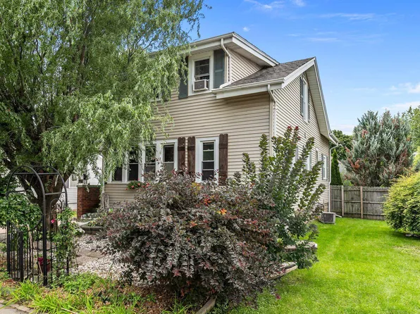 1627 Kentucky St, Oshkosh, WI 54901