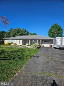210 Colebrook Rd, Elizabethtown, PA, 17022