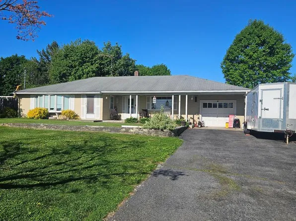 210 Colebrook Rd, Elizabethtown, PA 17022