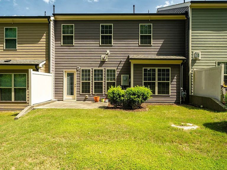 226 Daymire Glen Ln — Photo 38