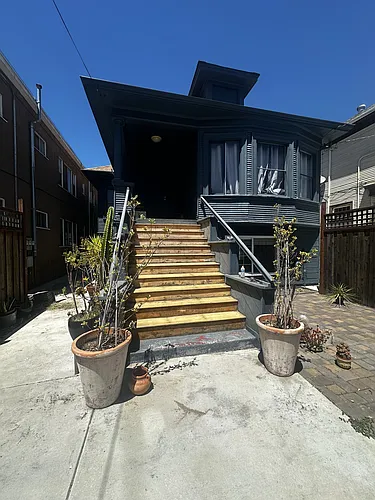 1445 36th Ave #2 Photo 1