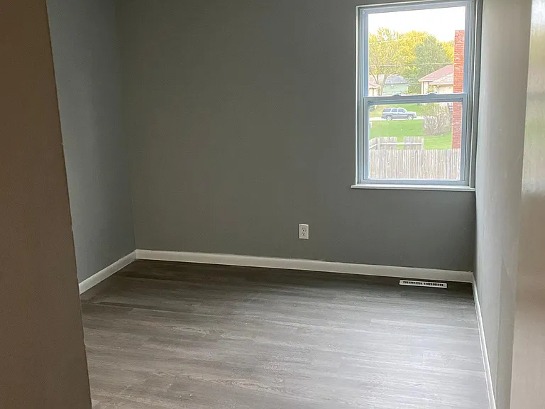 3317 Bridge Manor Dr — Photo 9