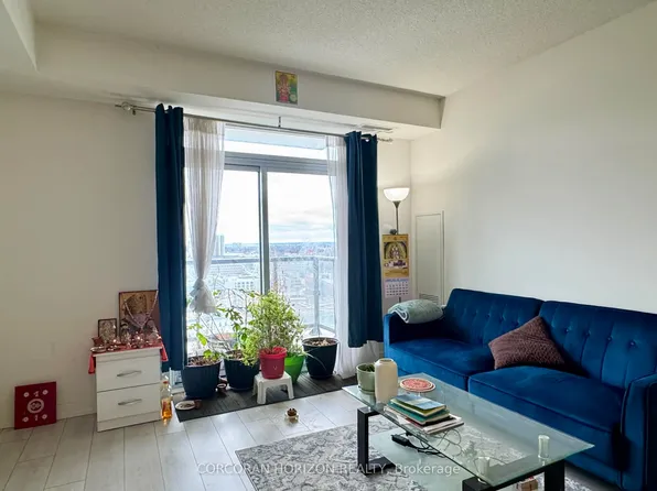 55 Duke St W, Kitchener, ON