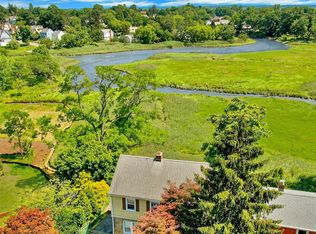 42 Deane Pl, Larchmont, NY 10538
