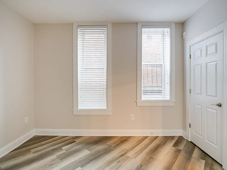 847 Park Ave #4 — Photo 6