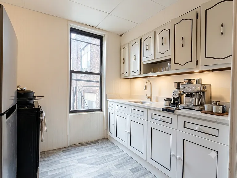 190 Saint Nicholas Ave #3 — Photo 6