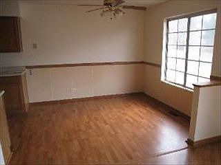 4th image of 154 Village Creek Dr Unit End