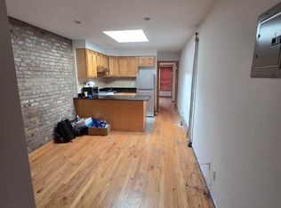 205 Mott St APT 8, New York, NY 10012